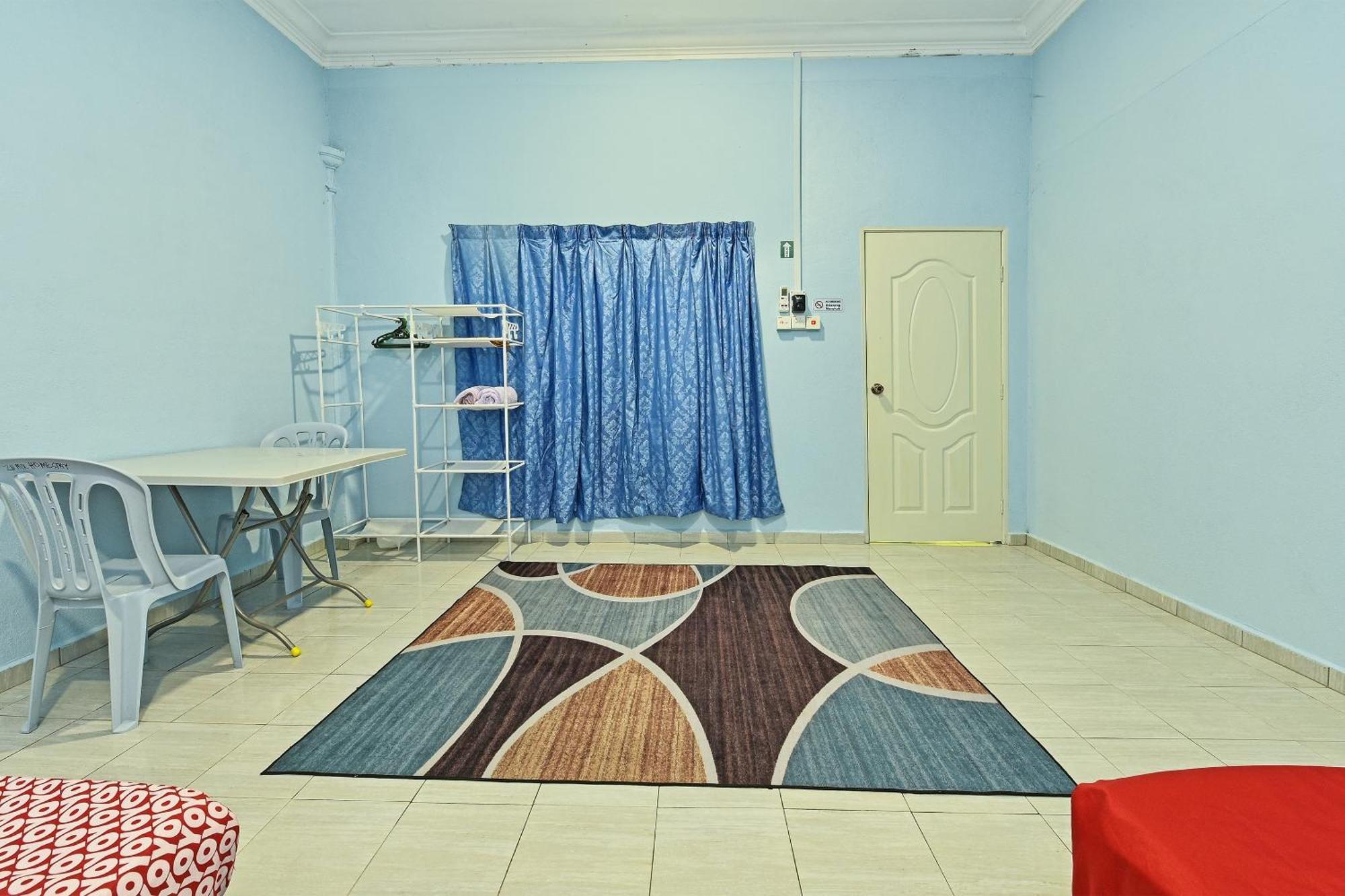 Oyo 90551 Zn Mix Homestay & Roomstay Kampung Raja Exterior foto