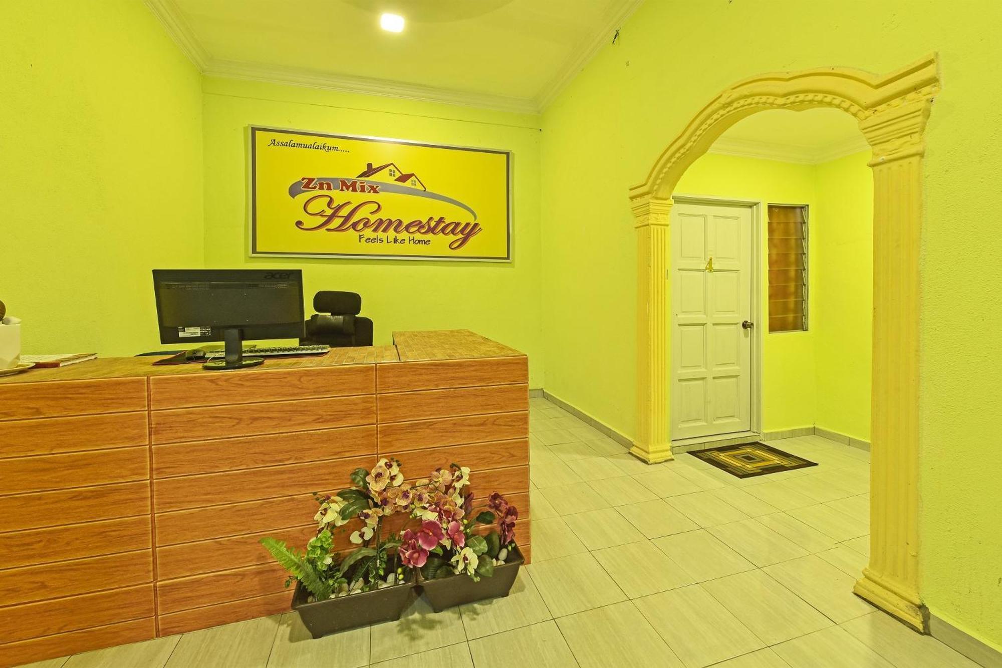 Oyo 90551 Zn Mix Homestay & Roomstay Kampung Raja Exterior foto
